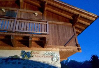 Agritur Maso Ciprianna B&B has Balcony rooms