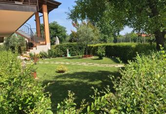 Appartamenti Il Fienile has Balcony rooms