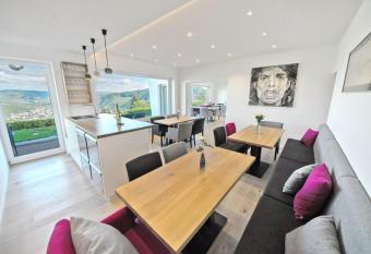 G  stehaus-Weingut Loersch has Balcony rooms