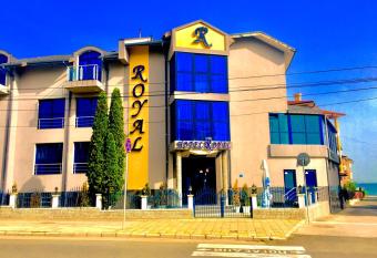 Boutique Hotel Royal has Balcony rooms