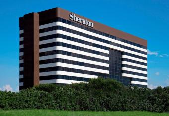 Sheraton Dfw Airport Hotel allows 18 year olds to book a room