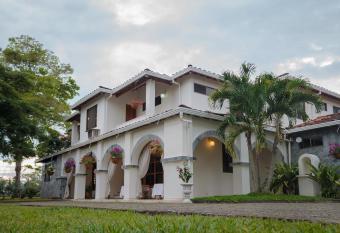 El Lugar Boutique Hotel has Balcony rooms