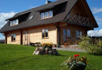 Romo sodyba has Balcony rooms