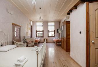 Anassa Estate Cultural Heritage has Balcony rooms