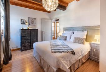 La Cour St-Fulrad - Les Suites has Balcony rooms