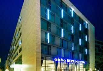 Abba Berlin Hotel allows 18 year olds to book a room