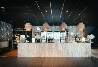 Hotell   stersund allows 18 year olds to book a room