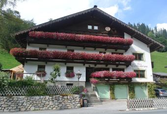 Haus L  rchenbrunn has Balcony rooms
