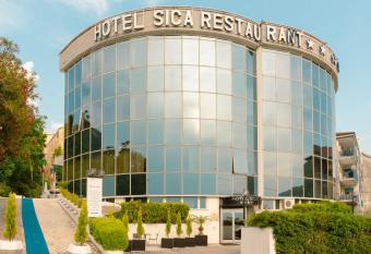 Hotel Sica allows 18 year olds to book a room