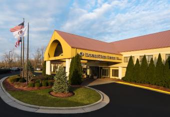 DoubleTree Suites by Hilton Hotel Cincinnati - Blue Ash has Balcony rooms