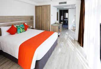 Appart  Hotel La Girafe Marseille Est - Porte d Aubagne allows 18 year olds to book a room