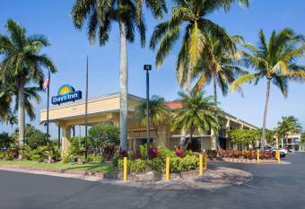 Days Inn by Wyndham Florida City has Smoking rooms