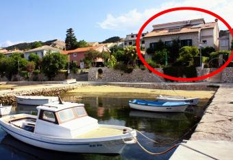 Apartments and rooms by the sea Barbat, Rab - 4973 has Balcony rooms