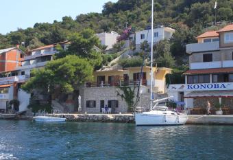 Apartments by the sea Zaklopatica, Lastovo - 8347 has Balcony rooms