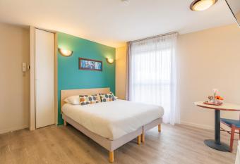 Appart City Classic Lyon Villeurbanne allows 18 year olds to book a room