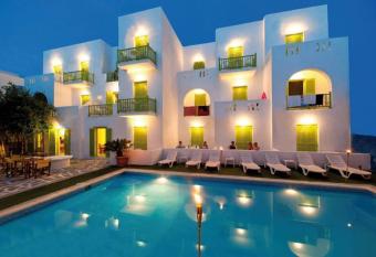 Siren Rooms and Apartments Paros has Balcony rooms