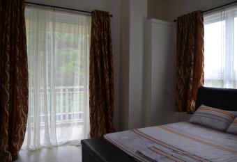 Apartment in Pico De Loro has Balcony rooms