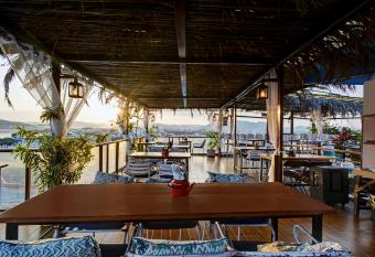 Hotel Udai Niwas By The Lake has Balcony rooms