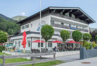 Gasthof Venedigerblick has Balcony rooms