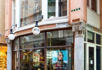 Lord Nelson Hotel allows 18 year olds to book a room