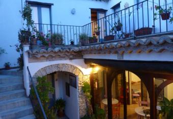 B&B Amphisya has Balcony rooms