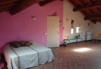 B&B Il Loto has Balcony rooms