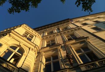 Grand Hostel Berlin Classic has Balcony rooms