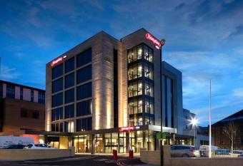 Hampton by Hilton Dundee allows 18 year olds to book a room