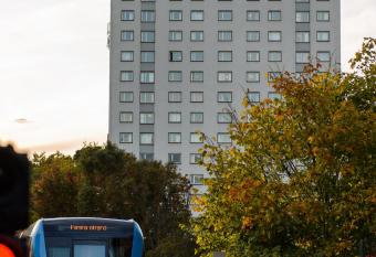 Forenom Aparthotel Stockholm Alvik allows 18 year olds to book a room