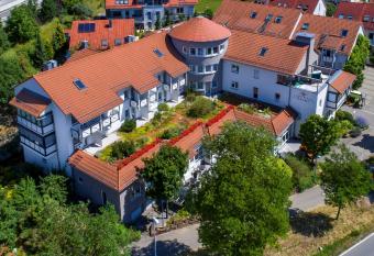 Hotel Landhaus Feckl allows 18 year olds to book a room