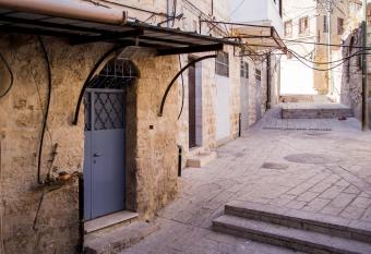 Mark House has Balcony rooms