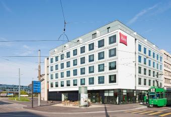 ibis Basel Bahnhof allows 18 year olds to book a room