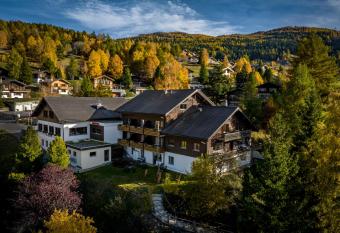 Hotel Restaurant B  rchnerhof has Balcony rooms
