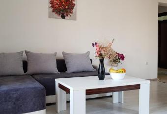 Family Aparthotel Vintegra has Balcony rooms