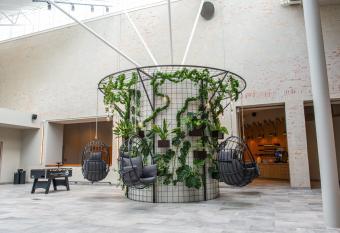 Quality Hotel Arlanda XPO allows 18 year olds to book a room