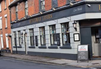 Huntsman Tavern has Balcony rooms