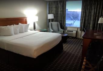 C3 Hotel allows 18 year olds to book a room