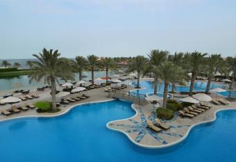 AlBander Hotel & Resort has Balcony rooms