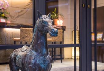 Angel s Inn allows 18 year olds to book a room