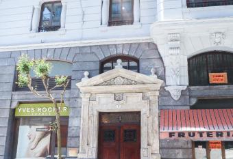 Kasa Ronda N   Registro Gobierno Vasco LSS00131 allows 18 year olds to book a room