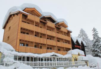 Sporthotel Oberwald has Balcony rooms