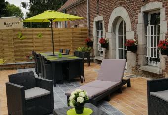 le gite de zoelie has Balcony rooms