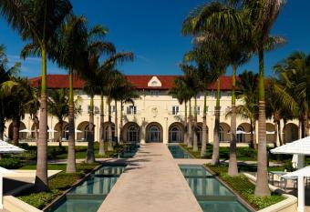 Casa Marina Key West, Curio Collection by Hilton has Balcony rooms