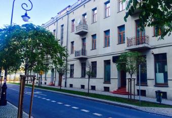 Stacja Centrum has Balcony rooms