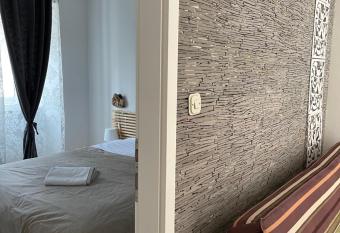 Apartments Kremenic has Balcony rooms