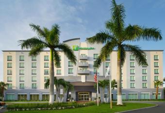 Holiday Inn Miami-Doral Area By IHG has Balcony rooms