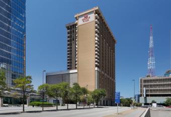 Crowne Plaza Dallas Downtown By IHG has Balcony rooms
