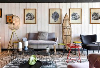 ibis styles La Rochelle Thalasso Chatelaillon allows 18 year olds to book a room