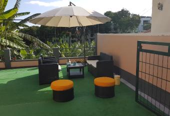 FX Pena allows 18 year olds to book a room