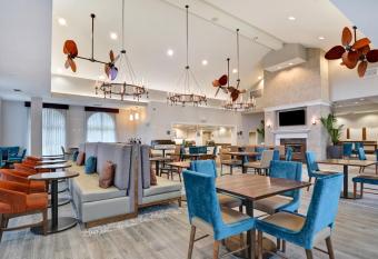 Homewood Suites by Hilton Lake Buena Vista - Orlando allows 18 year olds to book a room